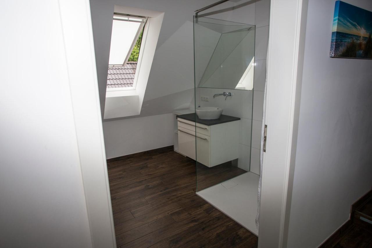 Gaestehaus Roggenhorst - Aufwaendig Saniertes Haus, 200 Qm Wohnflaeche, 3 Baeder Holiday home