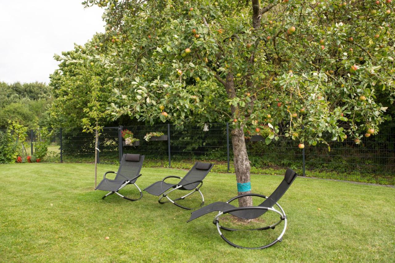 Gaestehaus Roggenhorst - Aufwaendig Saniertes Haus, 200 Qm Wohnflaeche, 3 Baeder Holiday home Lubeck