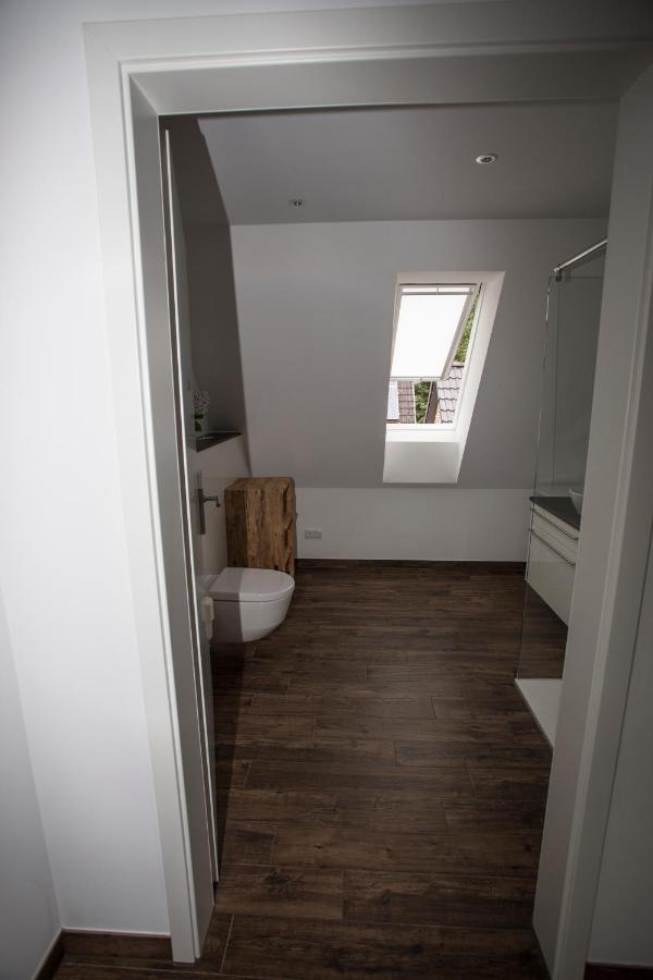 Gaestehaus Roggenhorst - Aufwaendig Saniertes Haus, 200 Qm Wohnflaeche, 3 Baeder * Lubeck